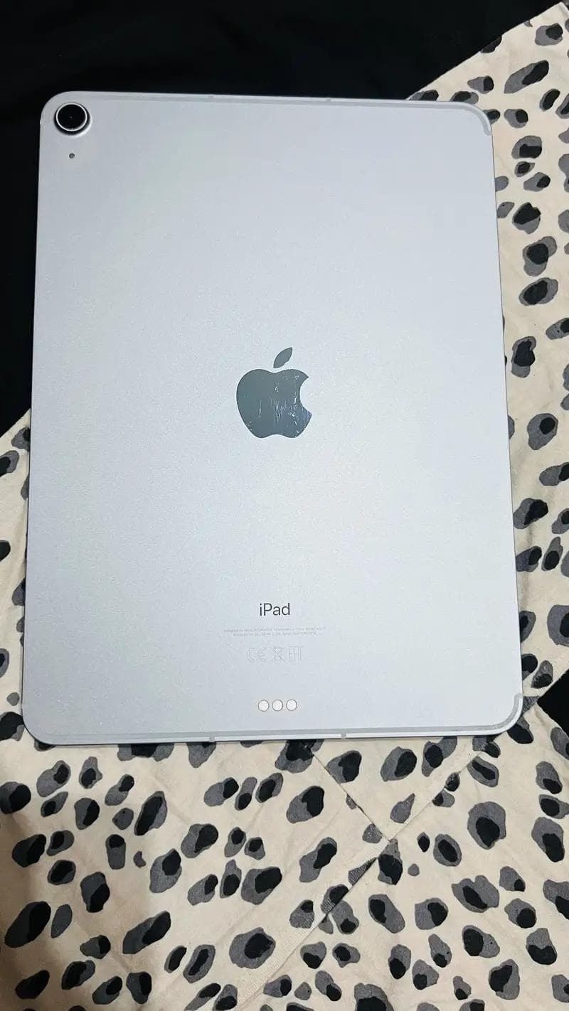 iPad Air 4 64GB Wi-Fi + Cellular exact unit photo 1